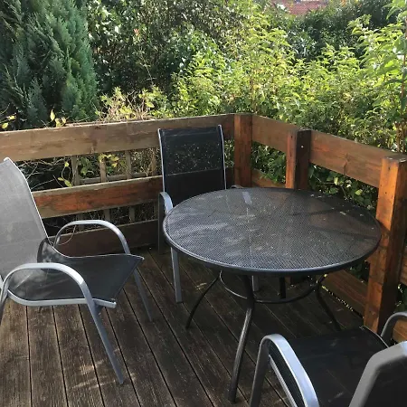 In Sonniger Lage In Appartement *