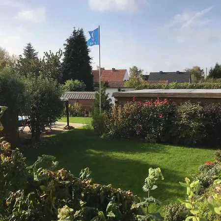 In Sonniger Lage In Appartement Sagard