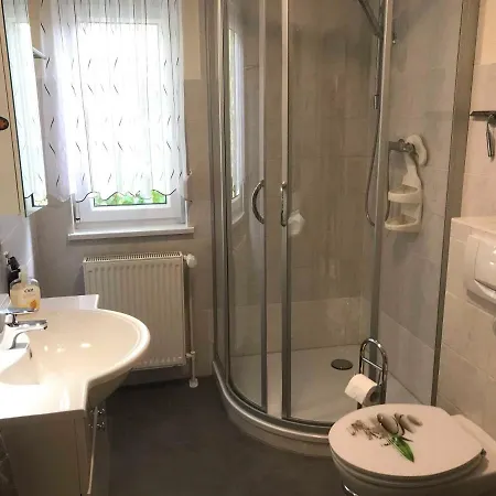 Appartement In Sonniger Lage In Sagard